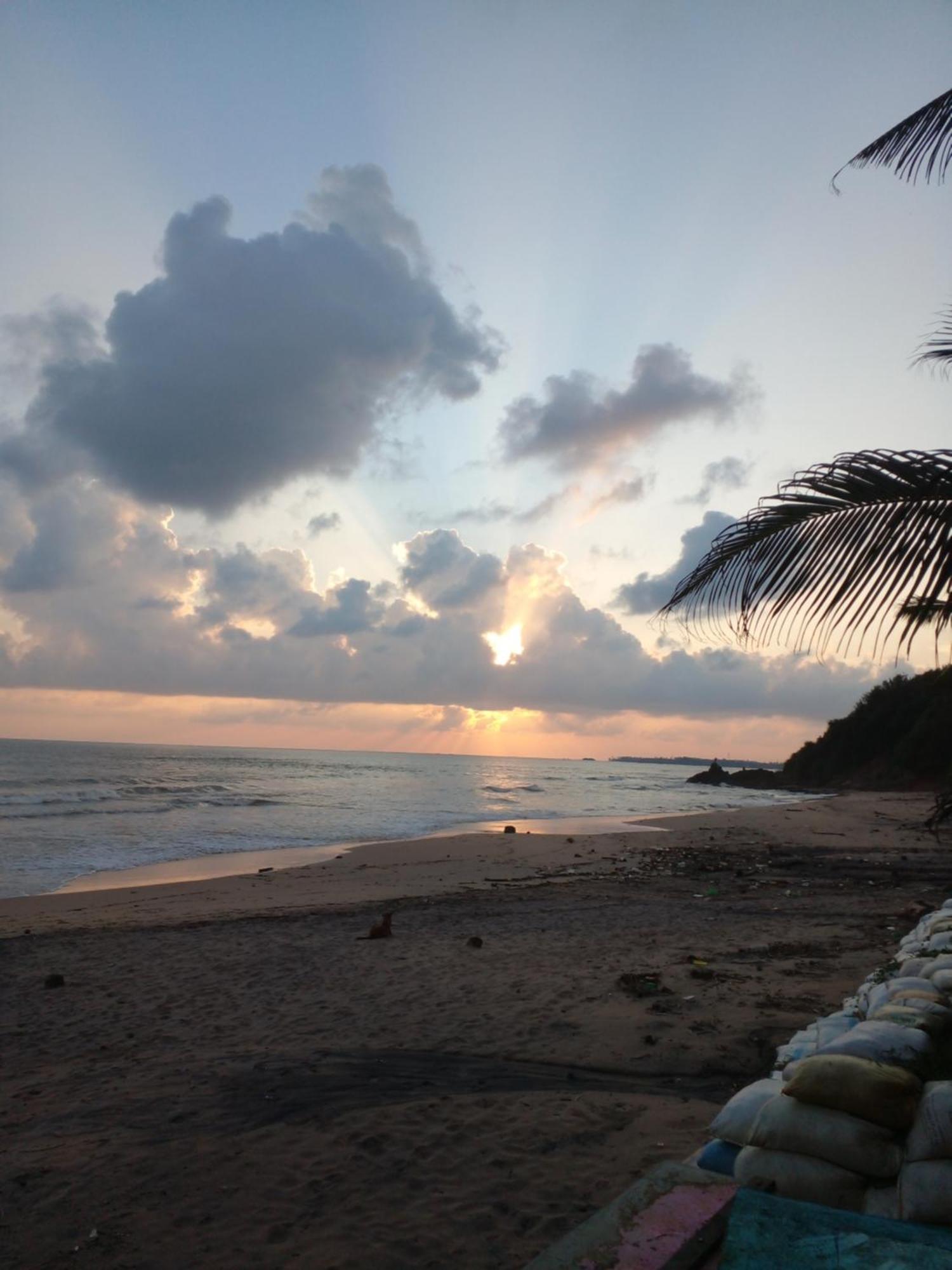 Ocean Breeze Villa Matara Exteriér fotografie